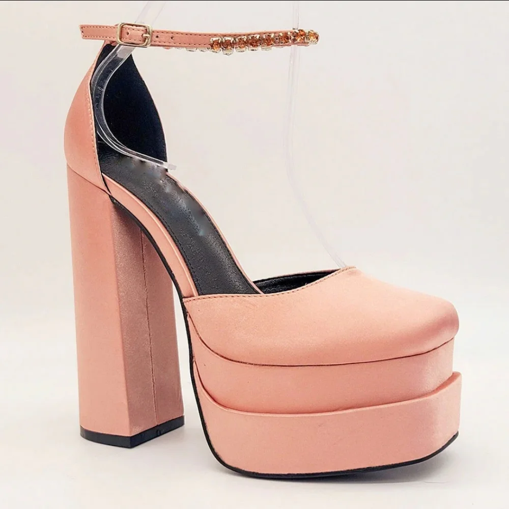 Platform Heels - Picture 1 of 2